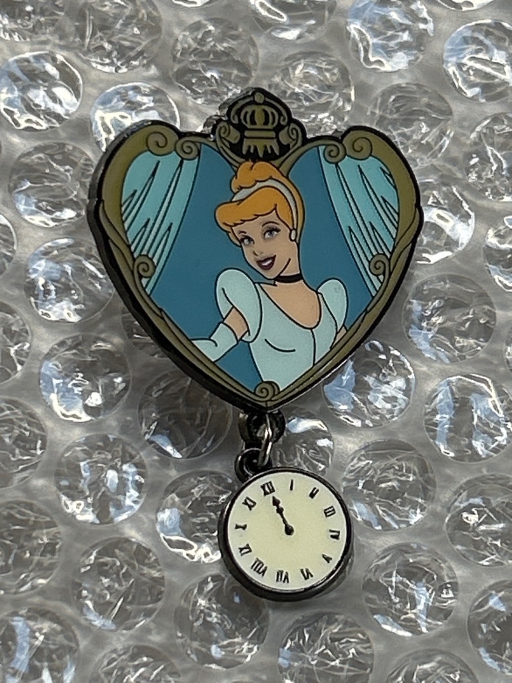 Loungefly Cinderella Pin